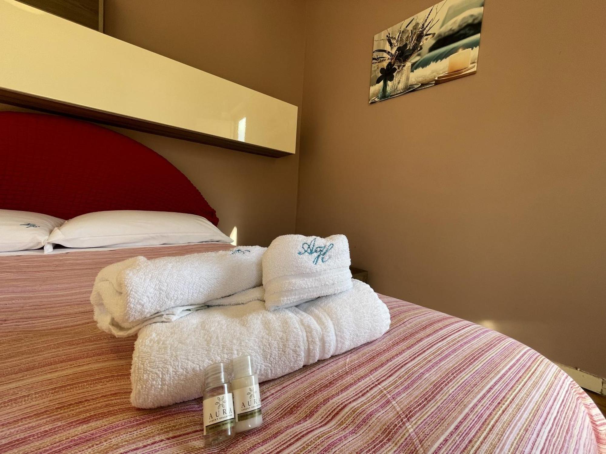 2 Apartments - Akragas Home 1 & 2 On Via Atenea City Center With View Agrigente Extérieur photo