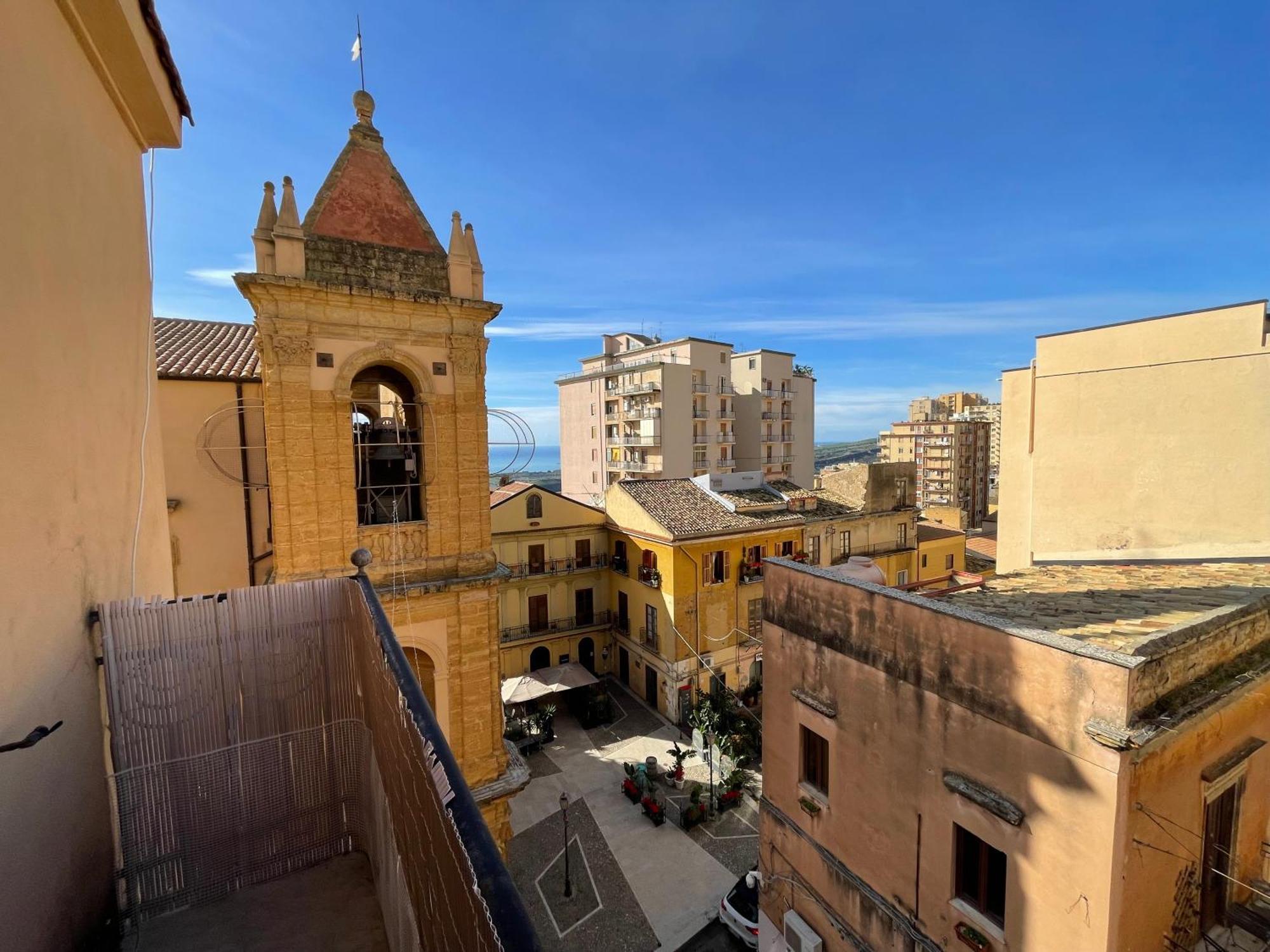 2 Apartments - Akragas Home 1 & 2 On Via Atenea City Center With View Agrigente Extérieur photo